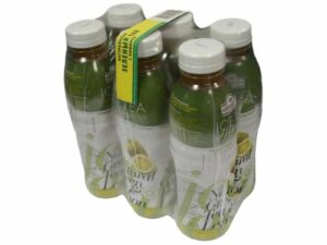 Групповая упаковка бутылок с зеленым чаем в термоусадочную пленку