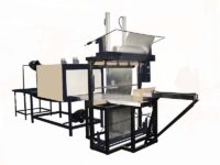 Оборудование для упаковки складных стульев в пленку